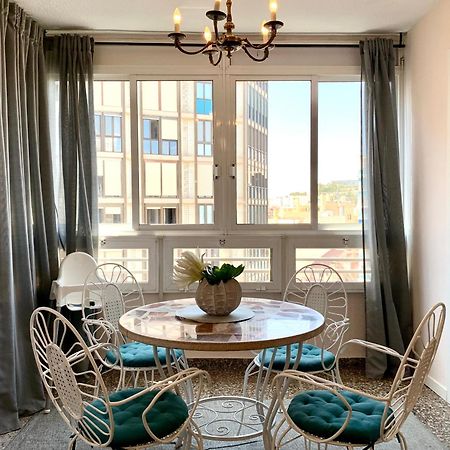 Centrally-Located, Spacious Flat At Historic Centre & Short Walk To Beach Alicante Ngoại thất bức ảnh