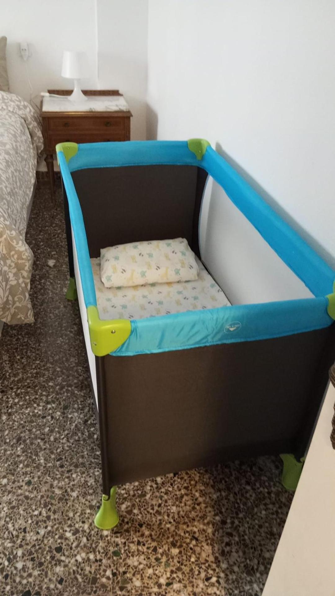 Centrally-Located, Spacious Flat At Historic Centre & Short Walk To Beach Alicante Ngoại thất bức ảnh